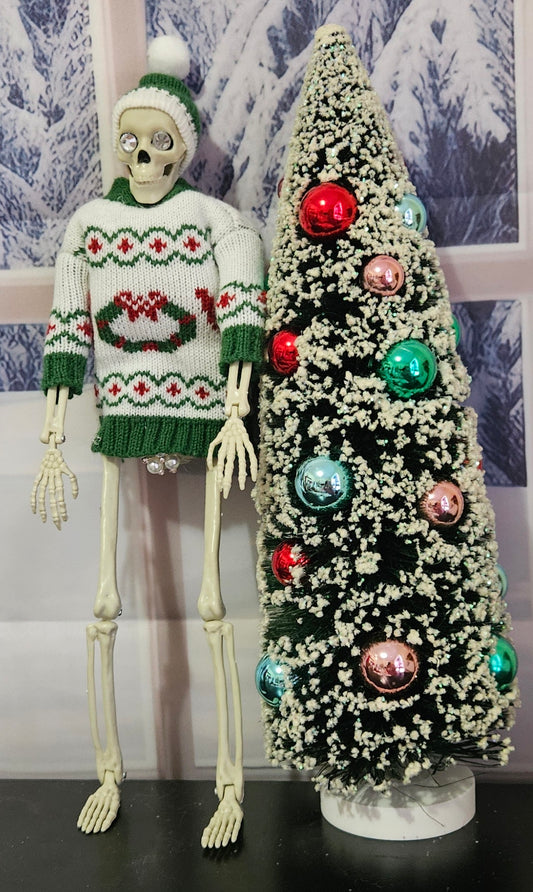 Xmas Joy Wreath Sweater Skellie