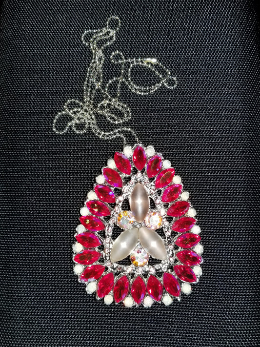 Starlet Necklace