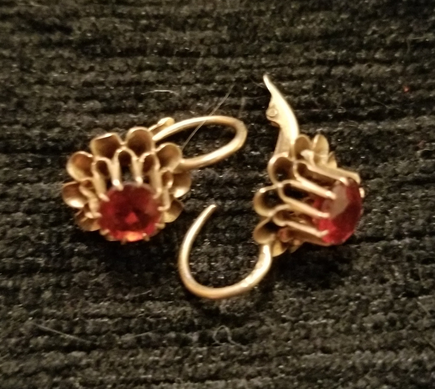 Blühen Earrings
