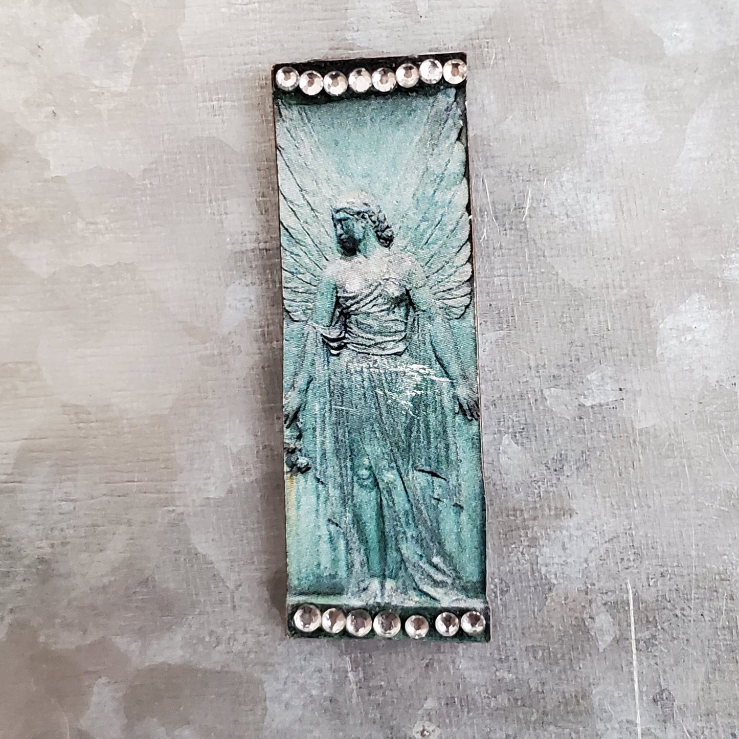 Angel Magnet