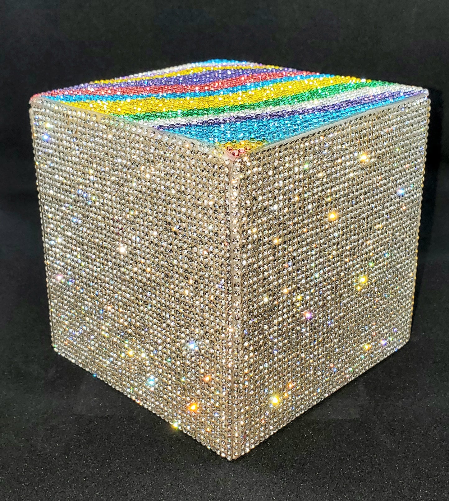 Glitz Cube