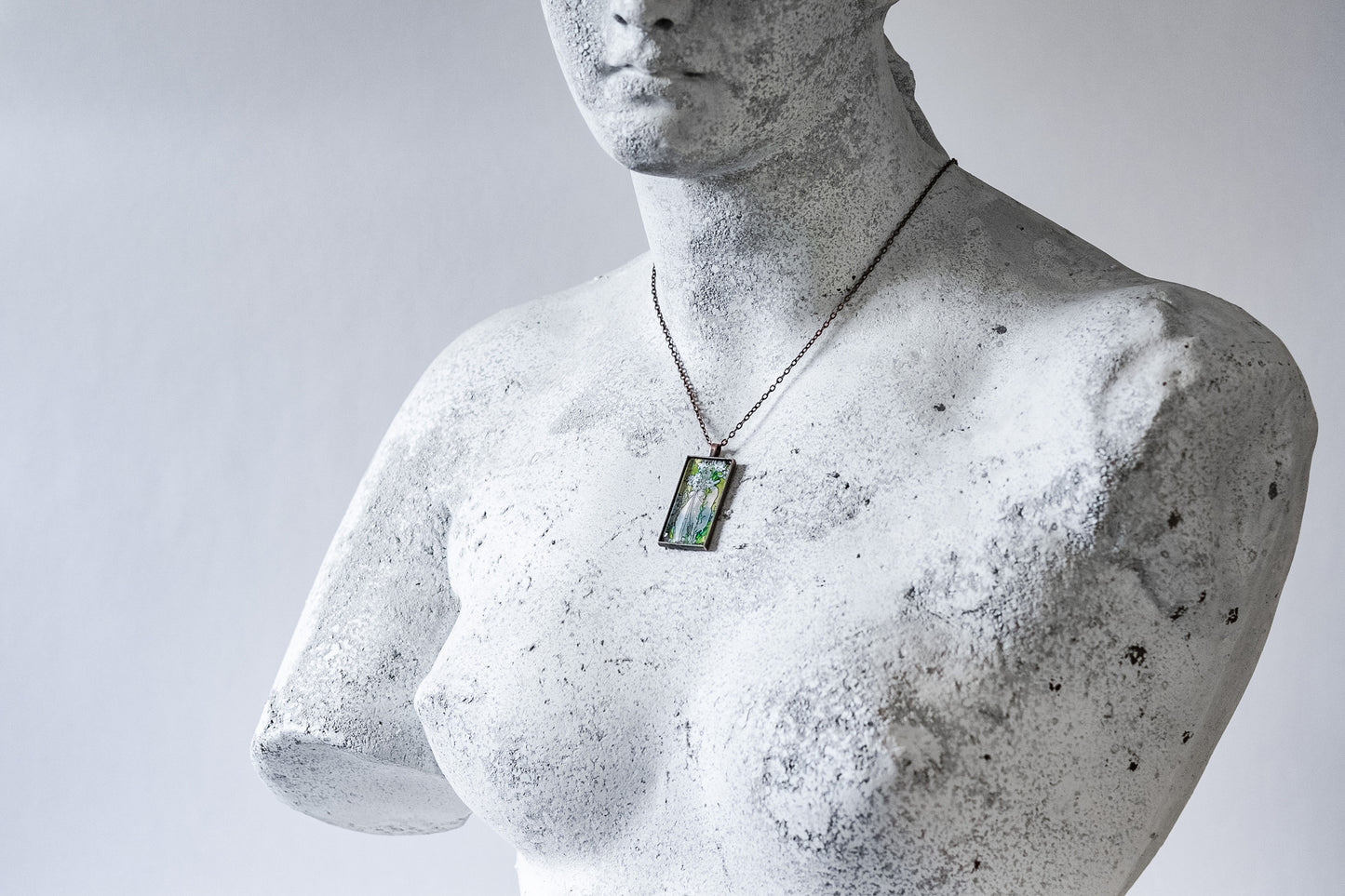 The Lily Cabochon Necklace