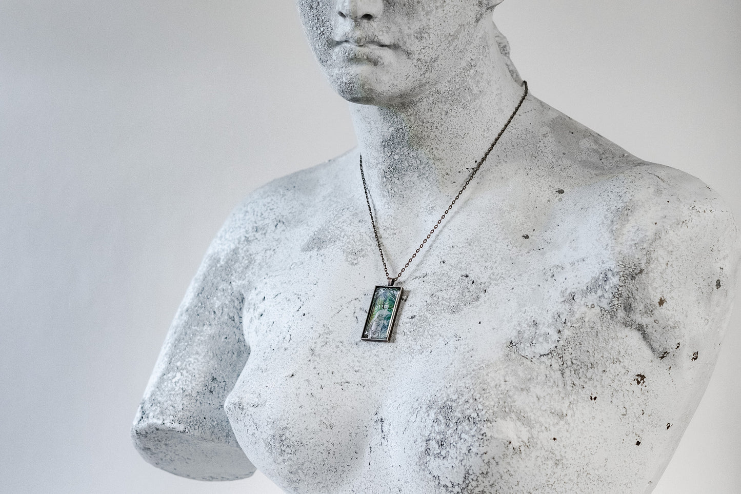 Morning Awakening Cabochon Necklace
