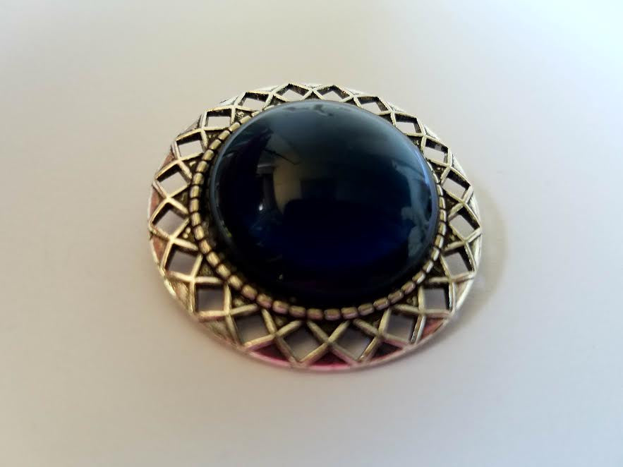 "Montana Sapphire" Cabochon Brooch