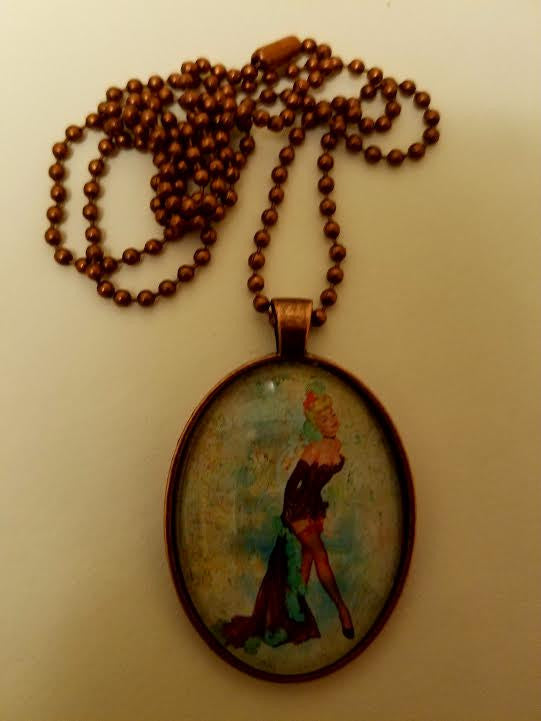 Fille Burlesque Cabochon Necklace