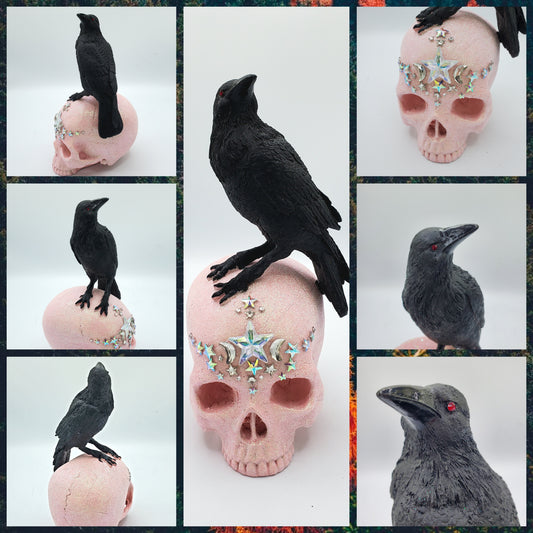 Glitter Gothic Skull w/Raven Statue