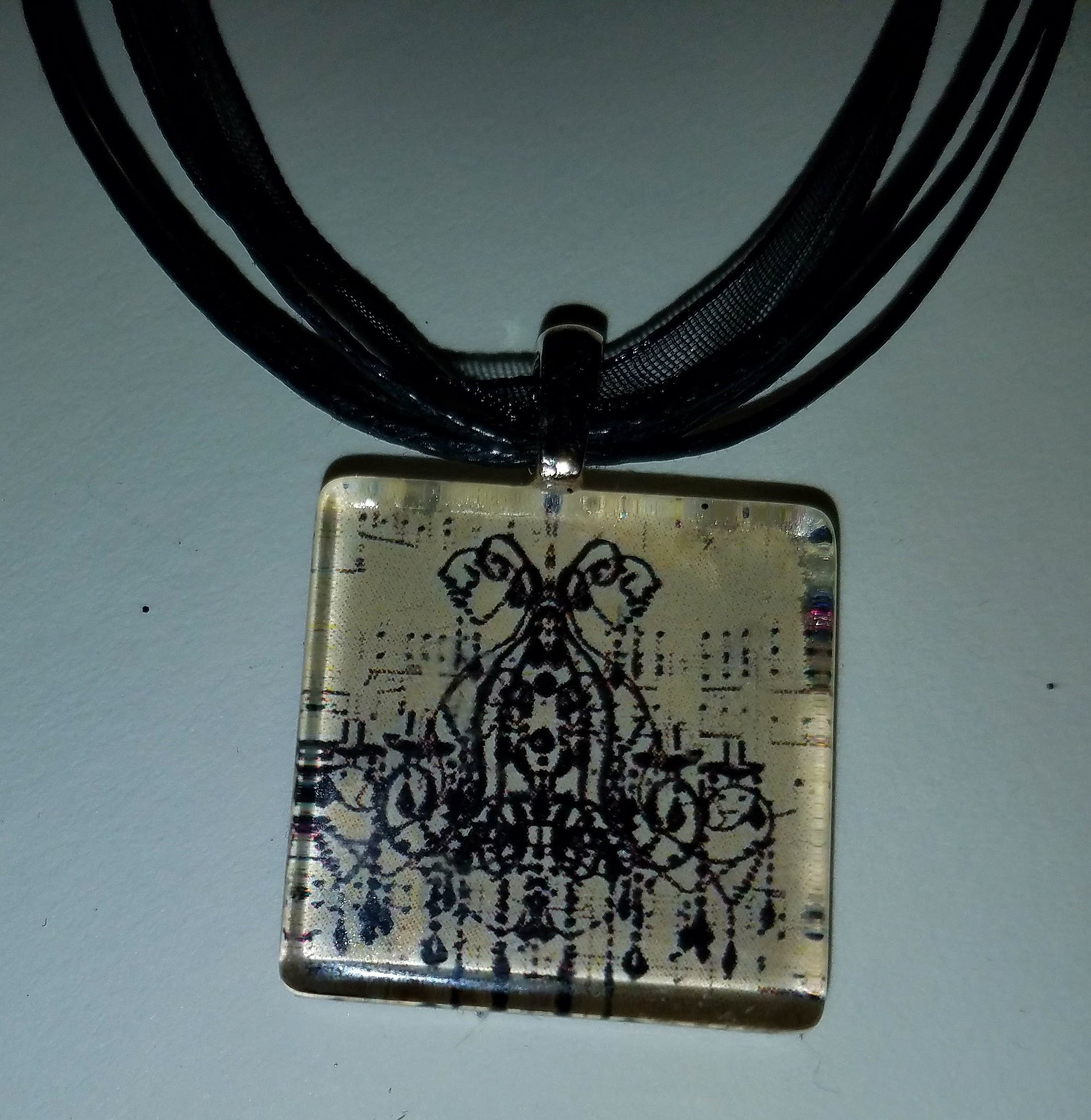 Chandelier Cabochon Necklace