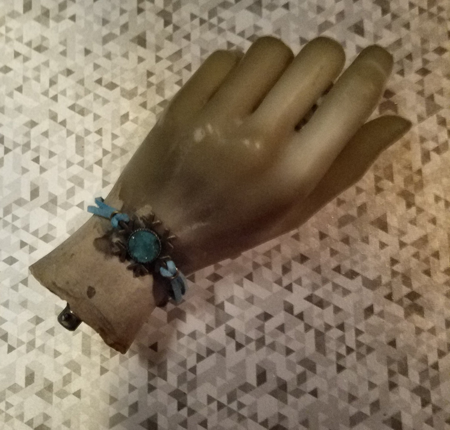 Snowflake Cabochon Bracelet