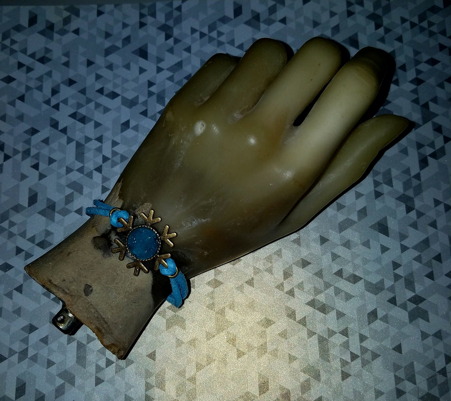 Snowflake Cabochon Bracelet