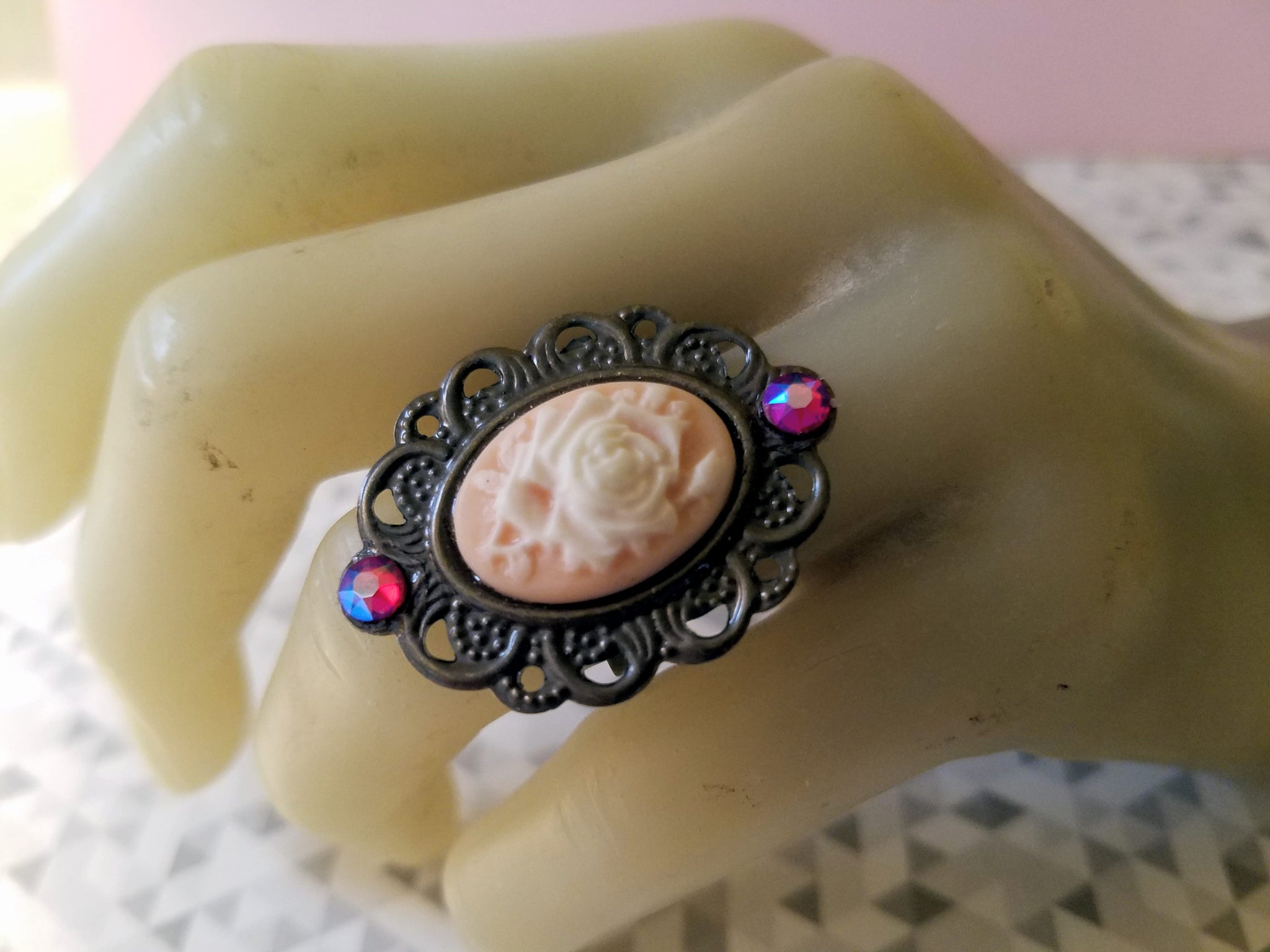 Floral Cameo Ring