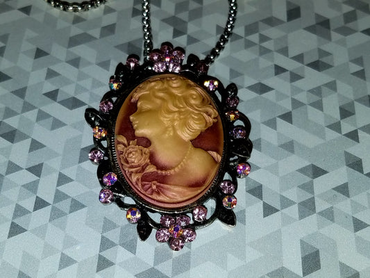 Le Femme Cameo Necklace