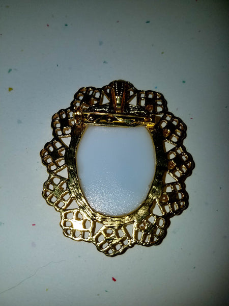 Golden Proposal Cameo Brooch