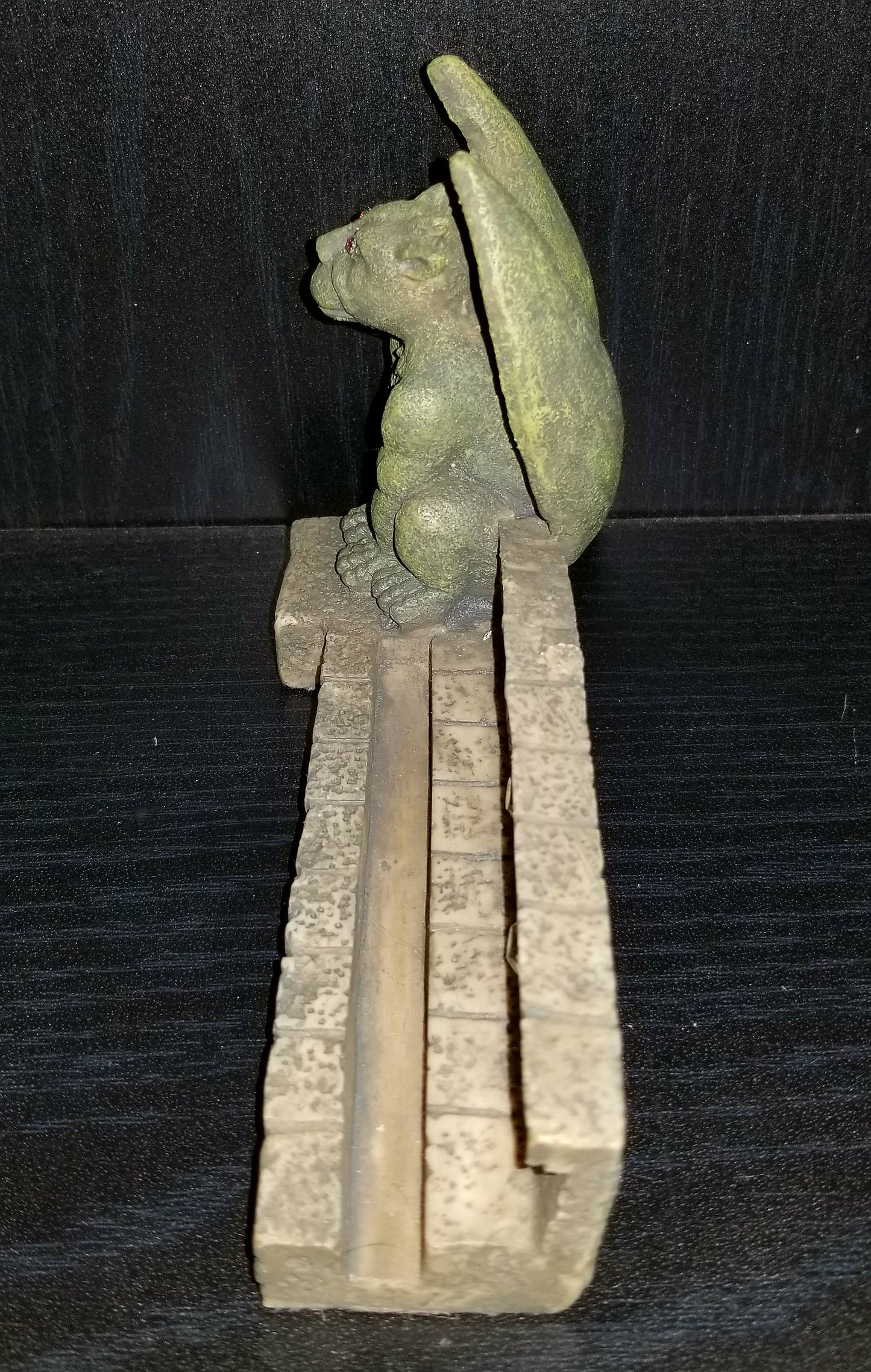 Brock Glitzgoyle™ Business Card Holder