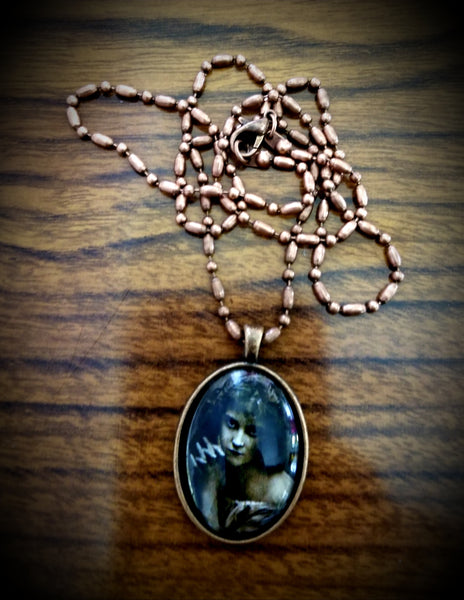Nocturnes Cabochon Necklace