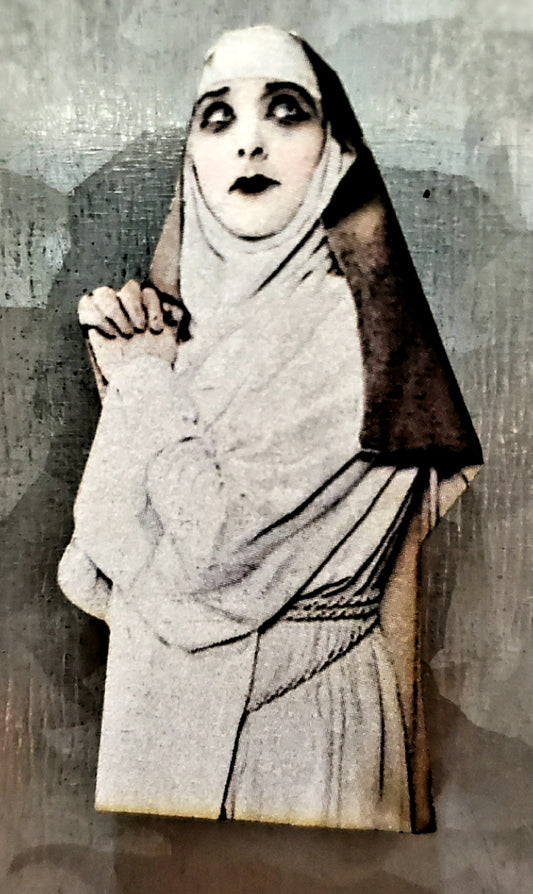 Nun Magnets
