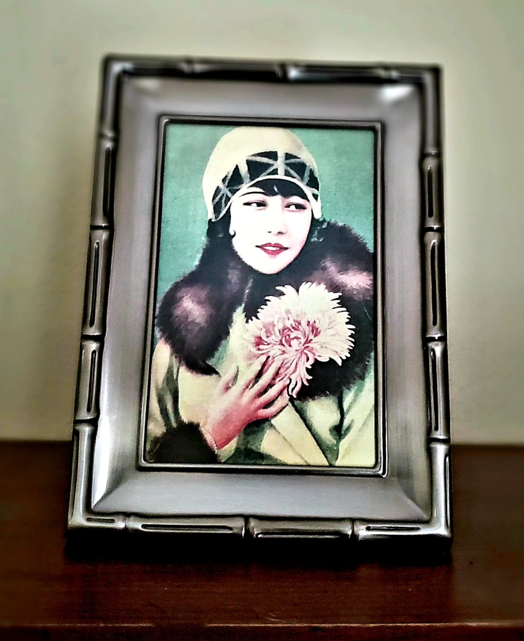 Shanghai Coquette