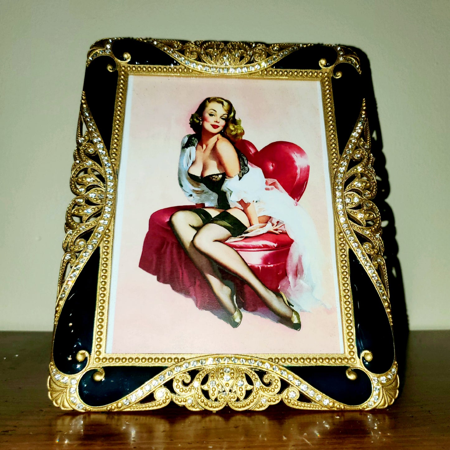 Valentine Pin-Up