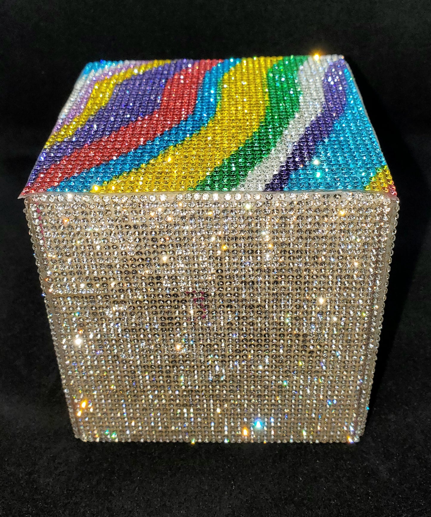 Glitz Cube