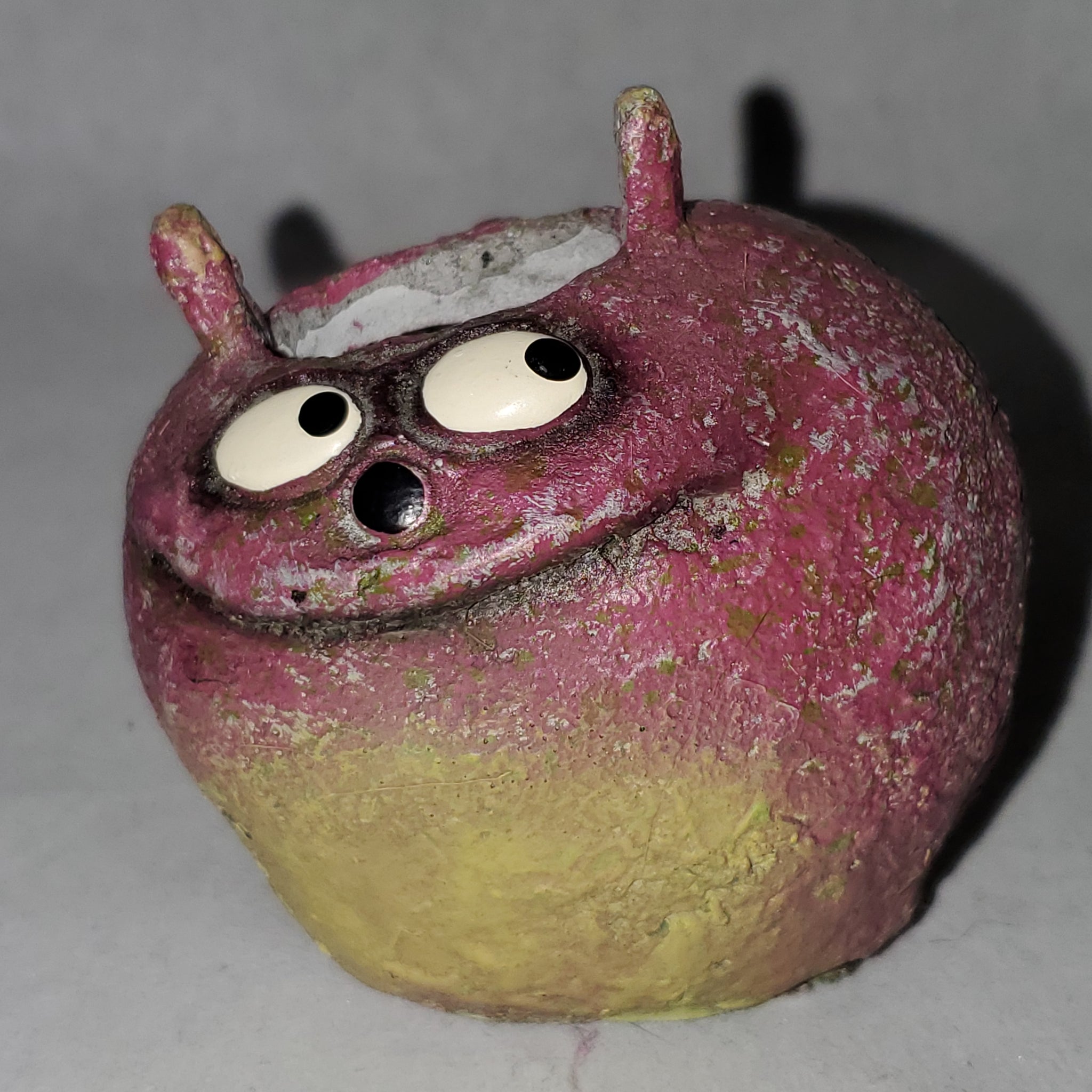"Bloomies" Emmy Cat Planter by Blob House™