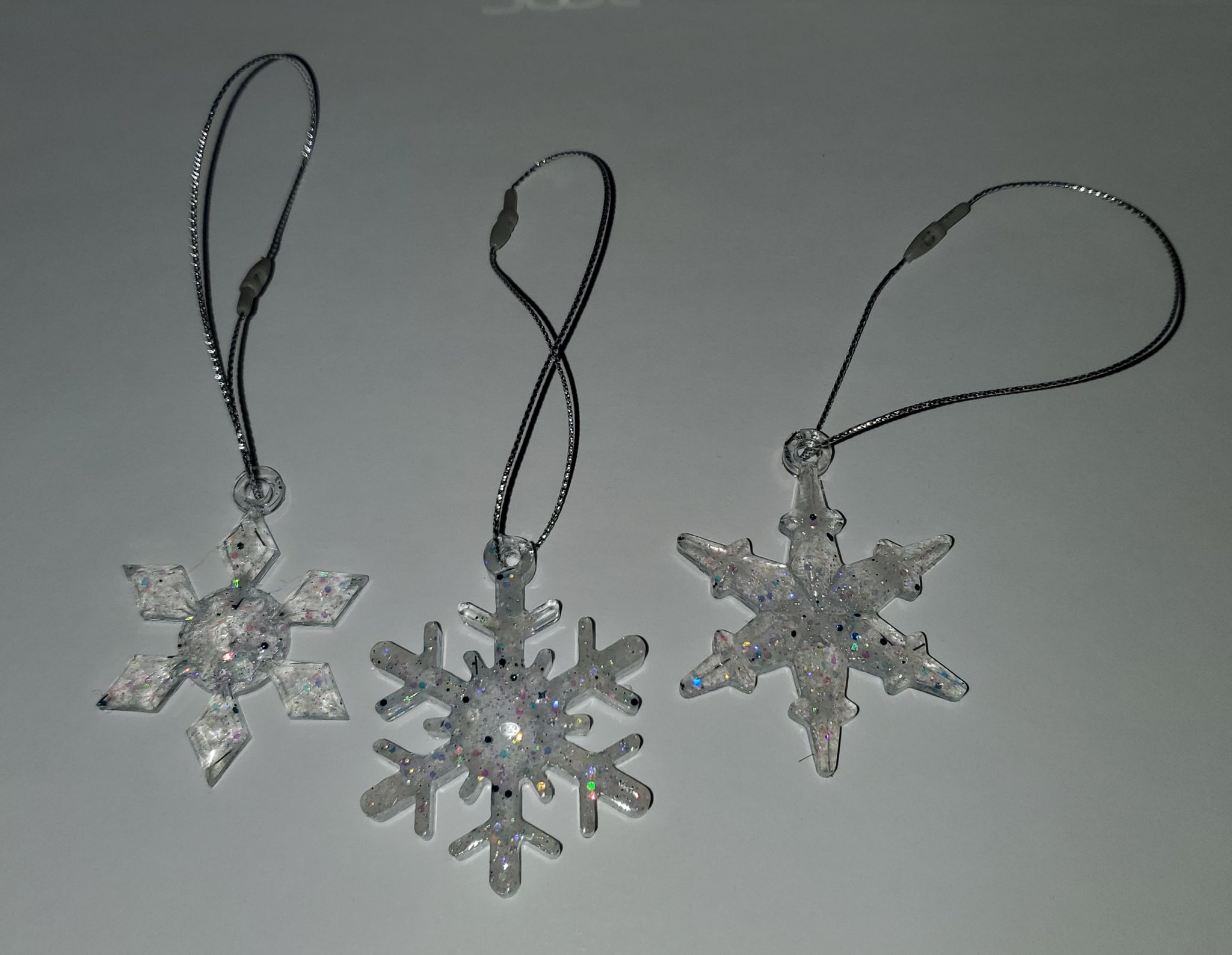 Frosted Ice Snowflake Ornament Set