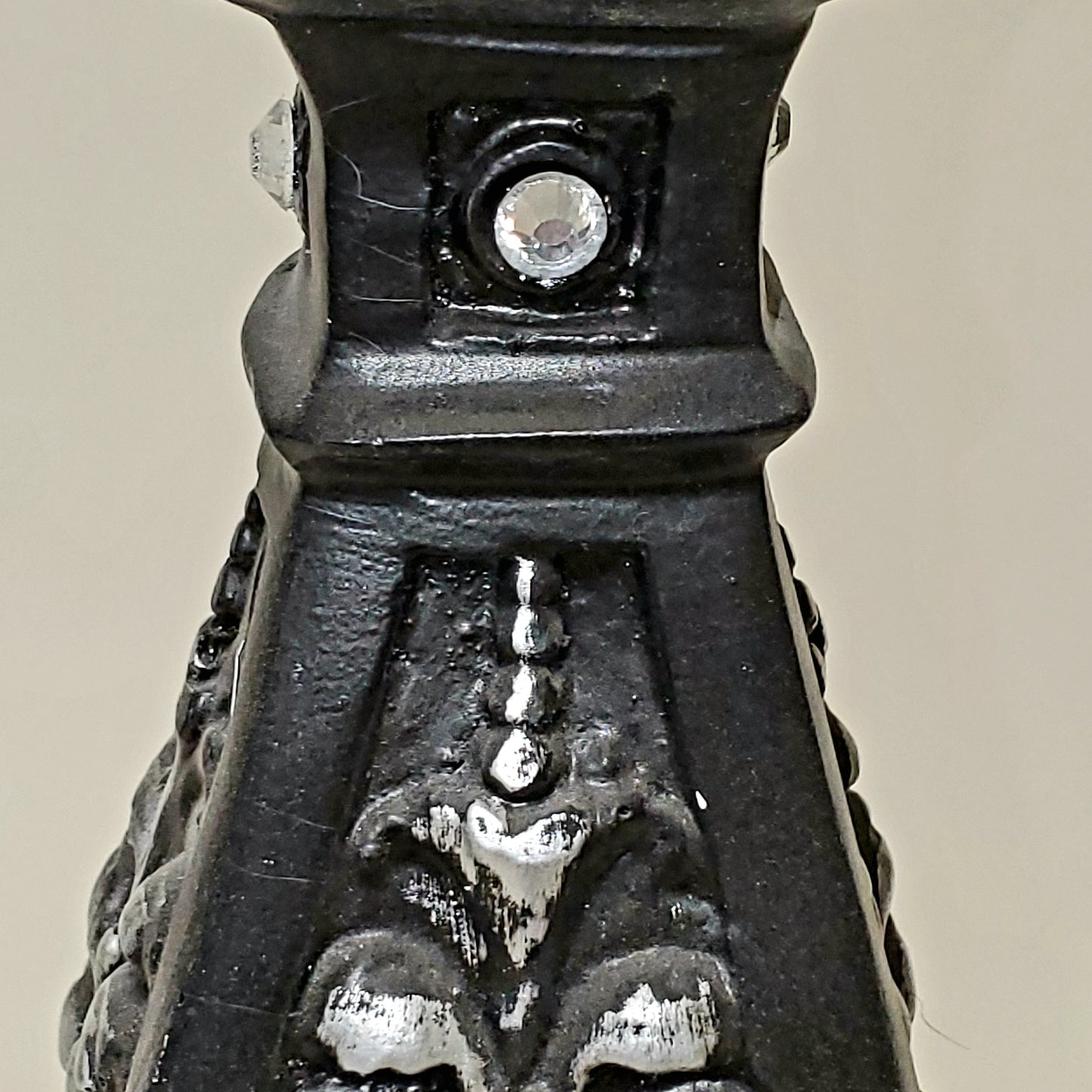 Grand Gothique Candle holder
