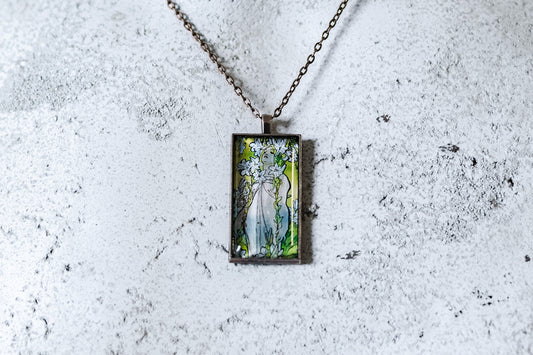 The Lily Cabochon Necklace