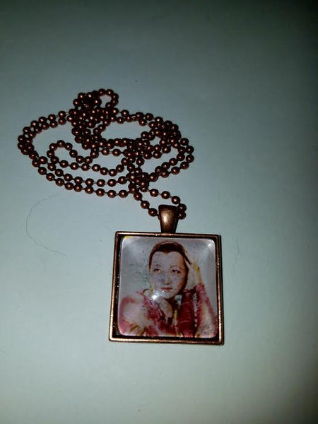 Anna May Wong 1937 Cabochon Necklace