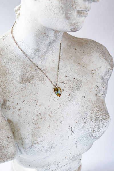 The Shy Lady Cabochon Necklace